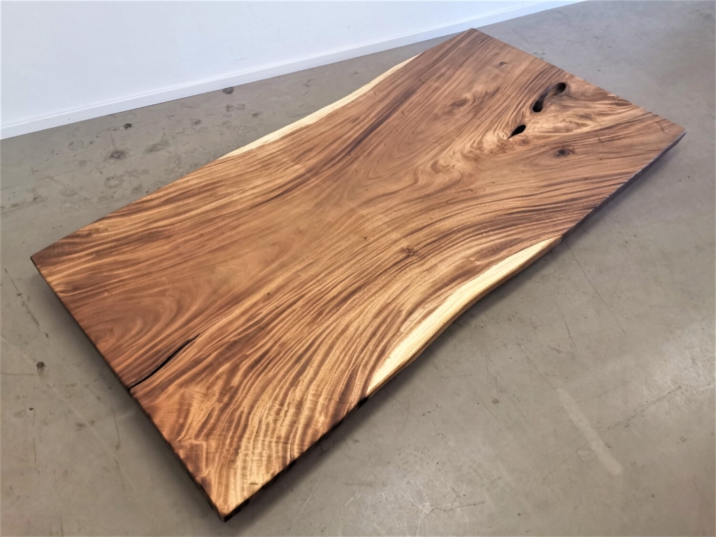 massivholz-tischplatte-baumkante-ueberbreite_mb-489 (3)