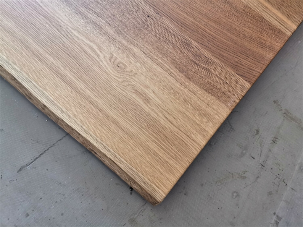 massivholz-tischplatte-asteiche-baumkante_mb-338_08