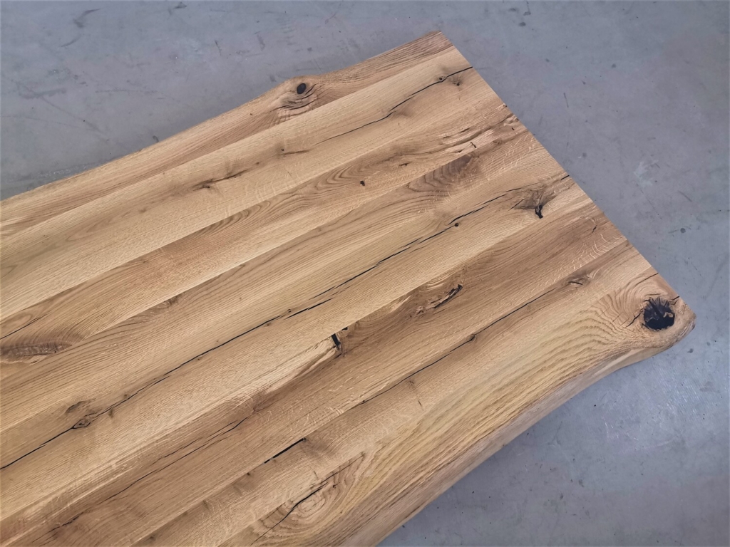 massivholz-tischplatte-baumkante-eiche_mb-479 (5)