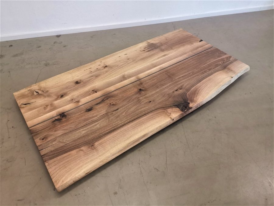 massivholz-tischplatte-baumkante-euro-nussbaum_mb-417 (2)