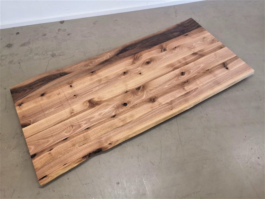 massivholz-tischplatte-baumkante-nussbaum_mb-419 (3)