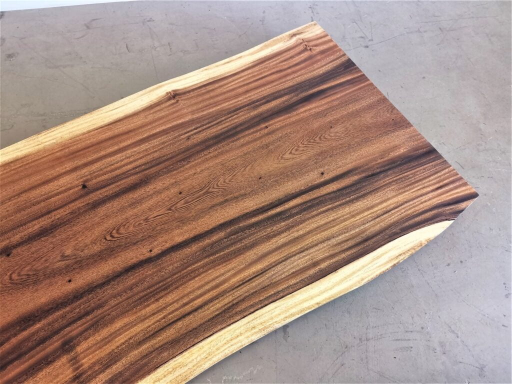 massivholz-tischplatte-baumkante-akazie_mb-616 (5)
