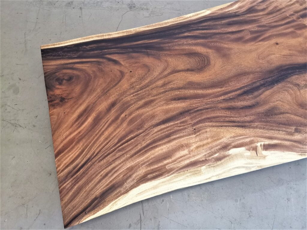 massivholz-tischplatte-baumplatte mit baumkante-am stuek-Akazie_mb-605 (6)