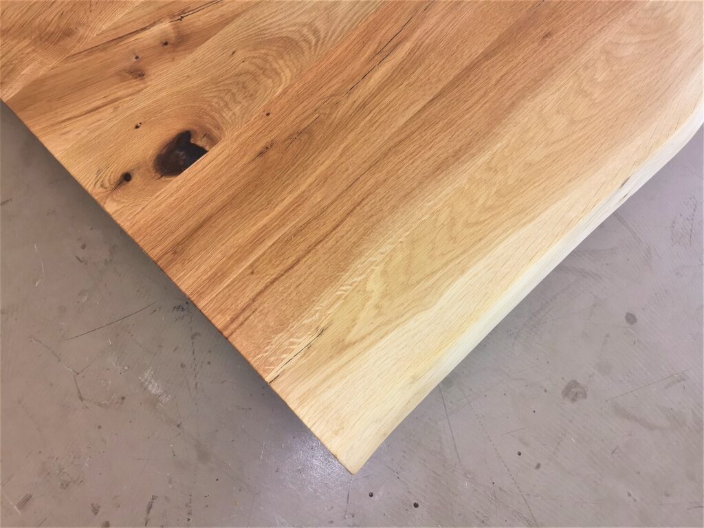 massivholz-tischplatte-baumkante-asteiche_mb-670 (6)