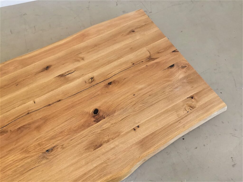 massivholz-tischplatte-baumkante-asteiche_mb-672 (5)
