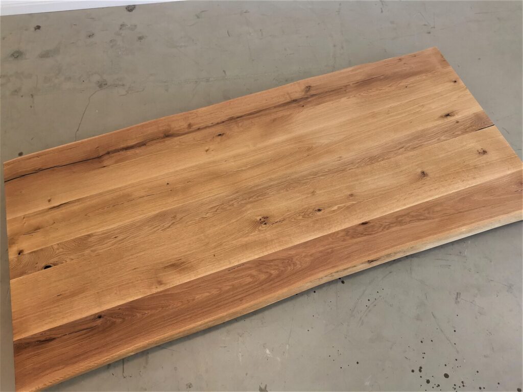 massivholz-tischplatte-baumkante-asteiche_mb-677 (7)