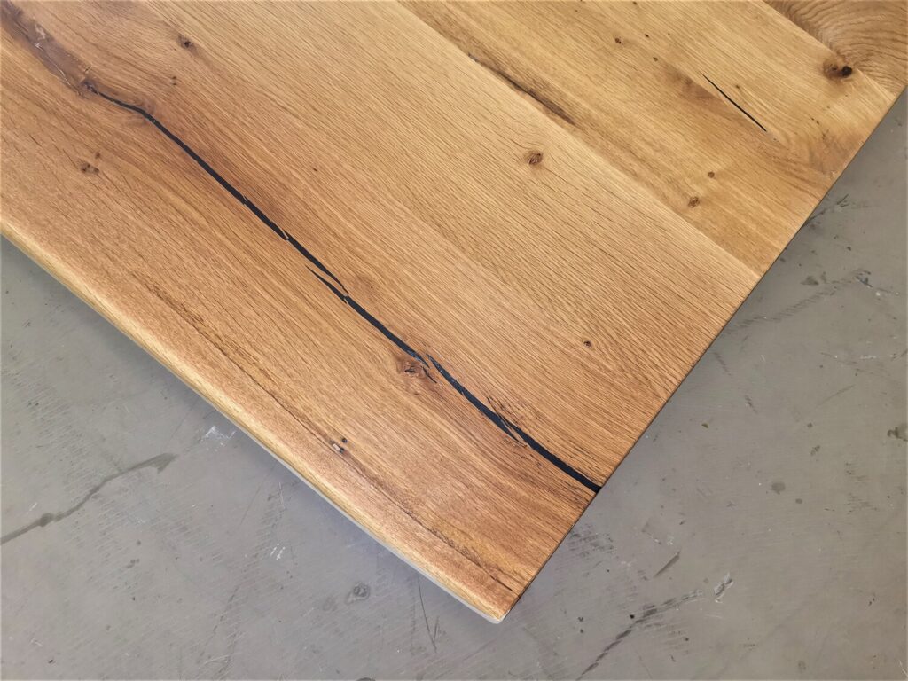 massivholz-tischplatte-baumkante-asteiche_mb-677 (8)