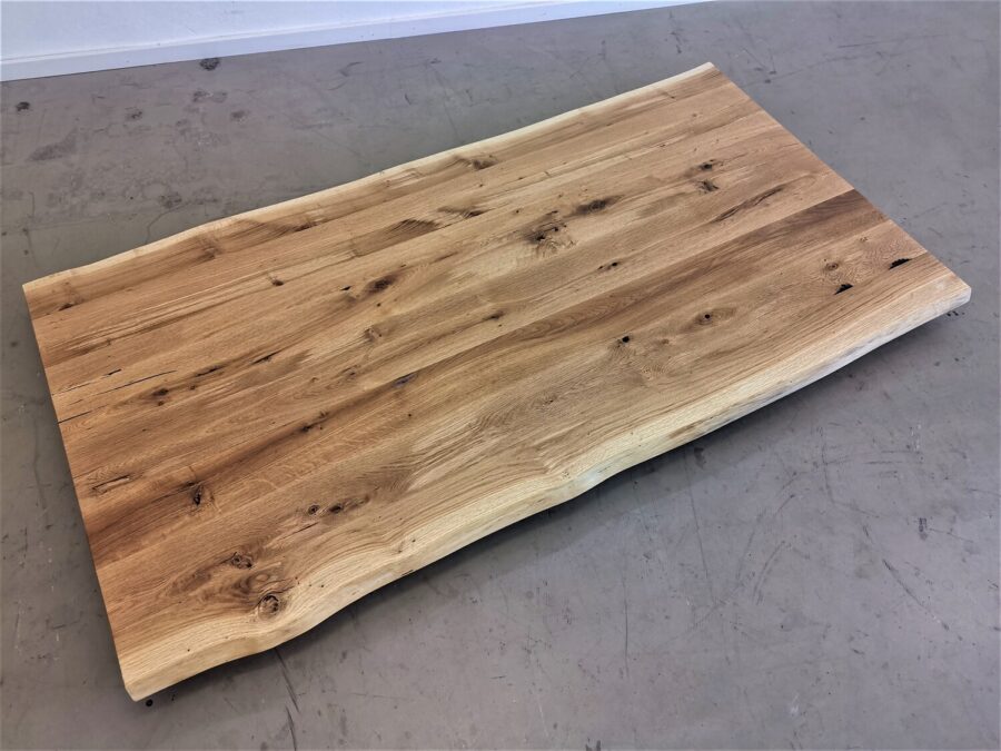 massivholz-tischplatte-baumkante-asteiche_mb-679 (3)