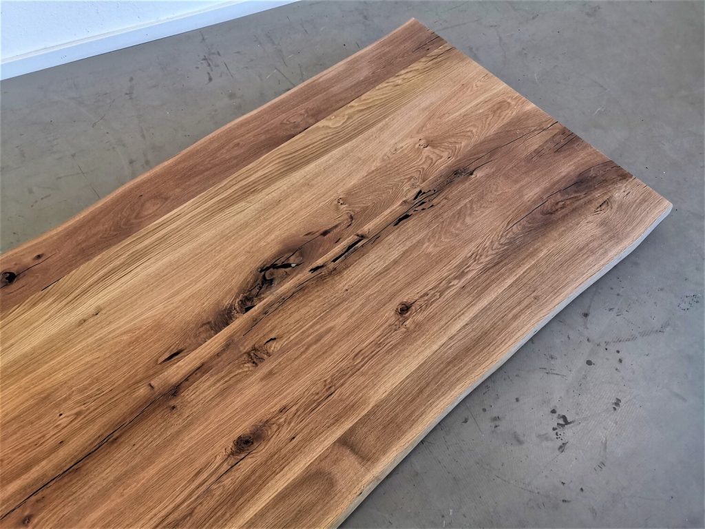 massivholz-tischplatte-baumkante-asteiche_mb-685 (5)