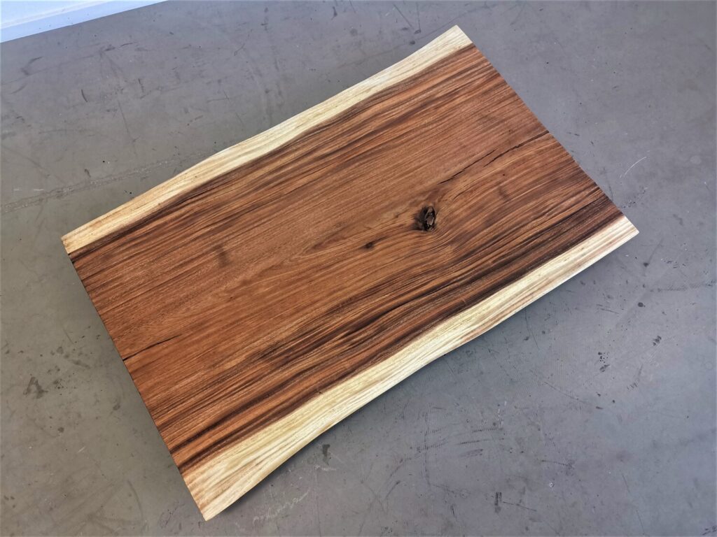 massivholz-tischplatte-baumkante-akazie_mb-730 (8)
