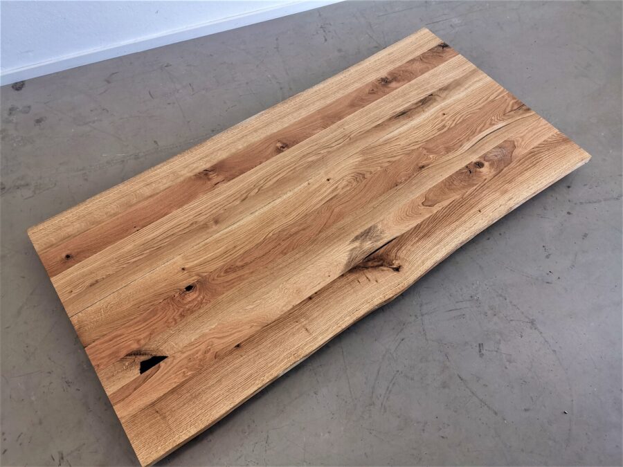 massivholz-tischplatte-baumkante-asteiche_k13 (3)