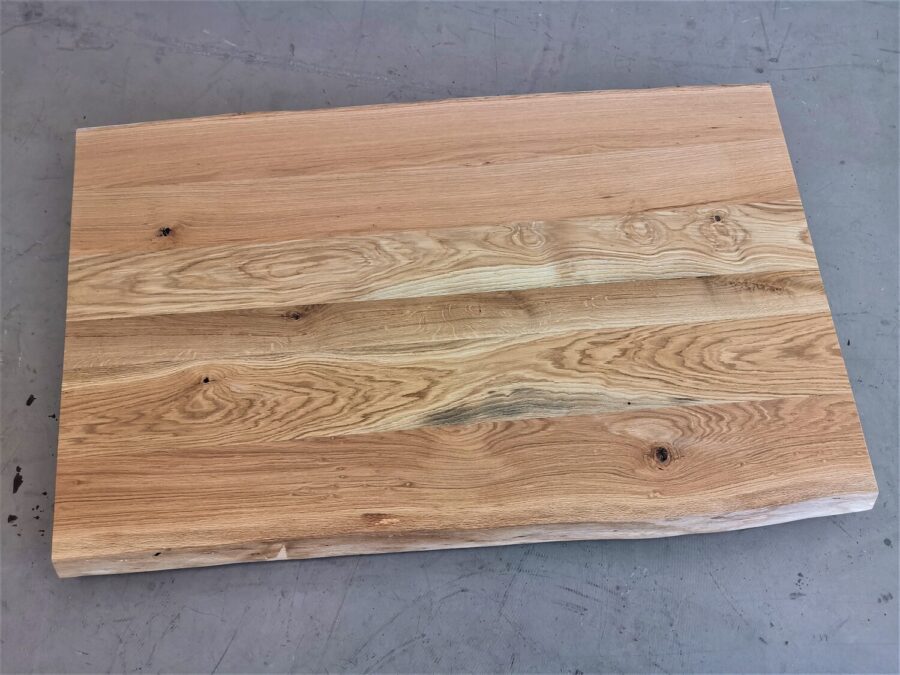 massivholz-tischplatte-baumkante-asteiche_k15 (4)