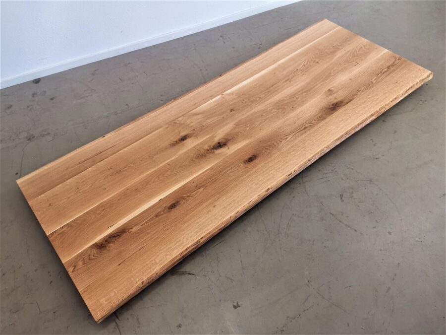 massivholz-tischplatte-baumkante-asteiche_k21 (1)
