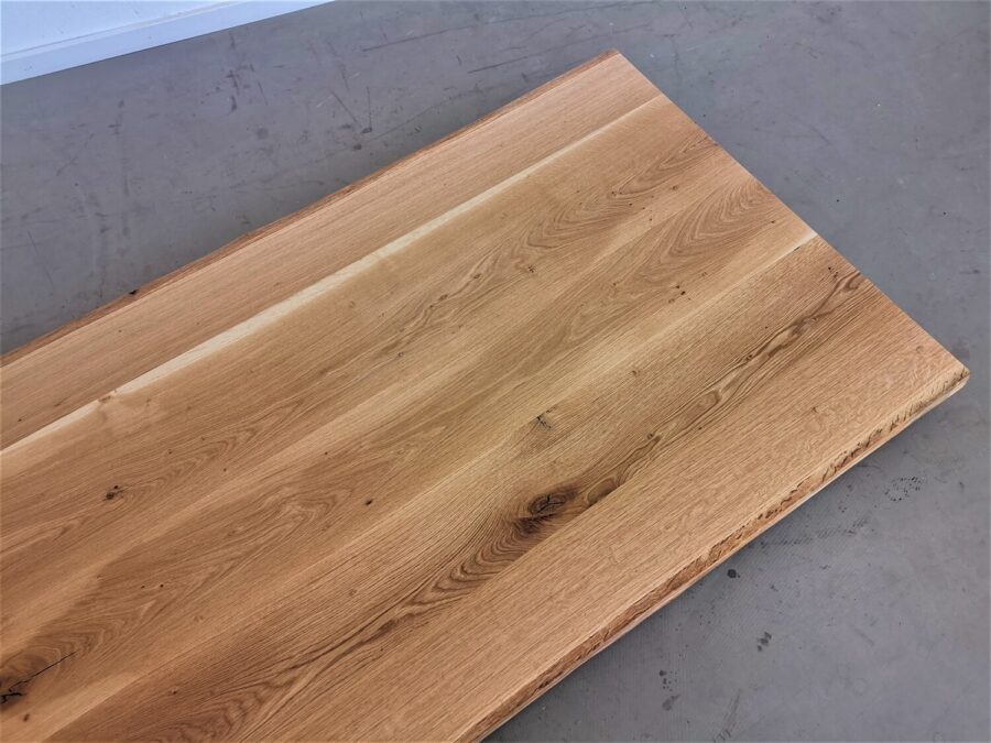 massivholz-tischplatte-baumkante-asteiche_k21 (6)