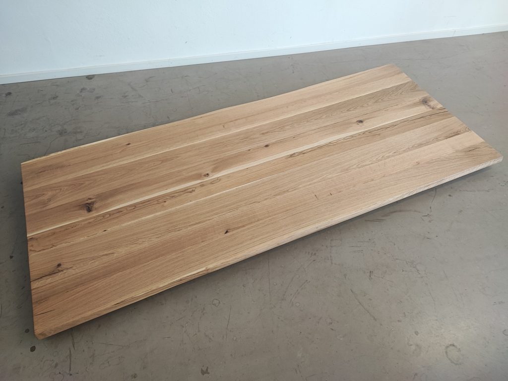 massivholz-tischplatte-baumkante-asteiche_mb-948 (9)