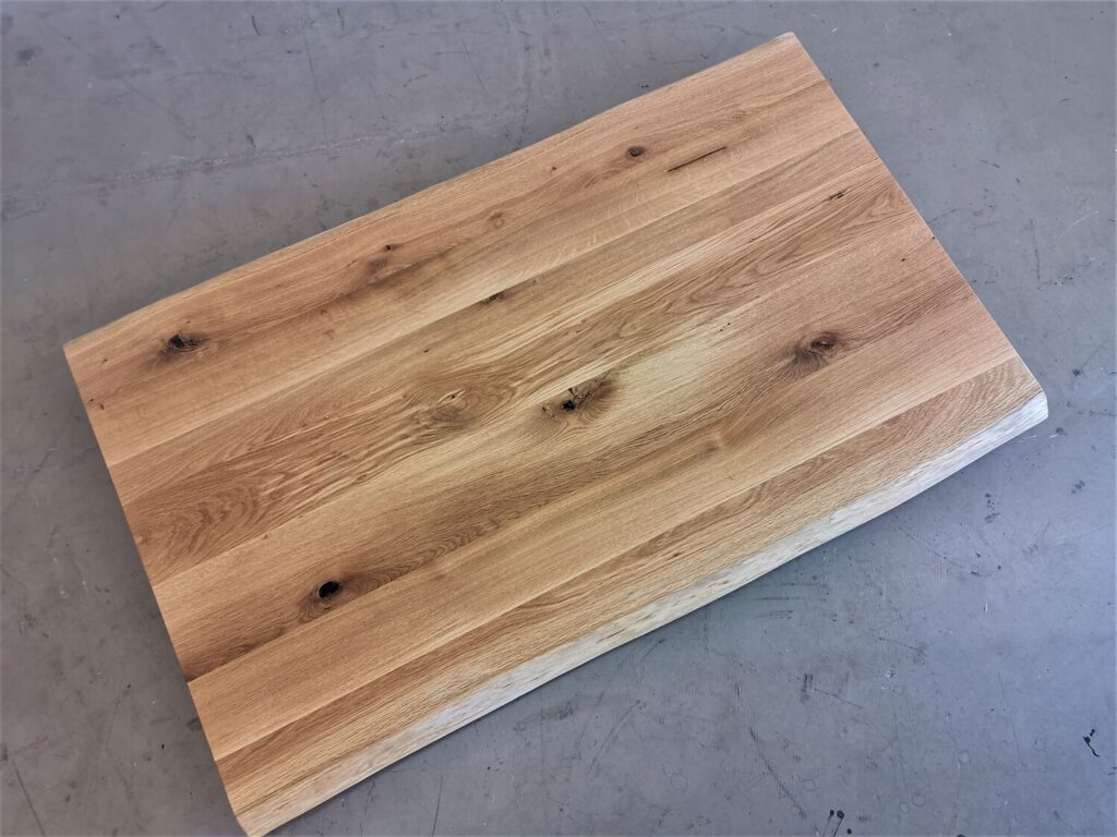 massivholz-tischplatte-baumkante-asteiche_mb-799 (8)