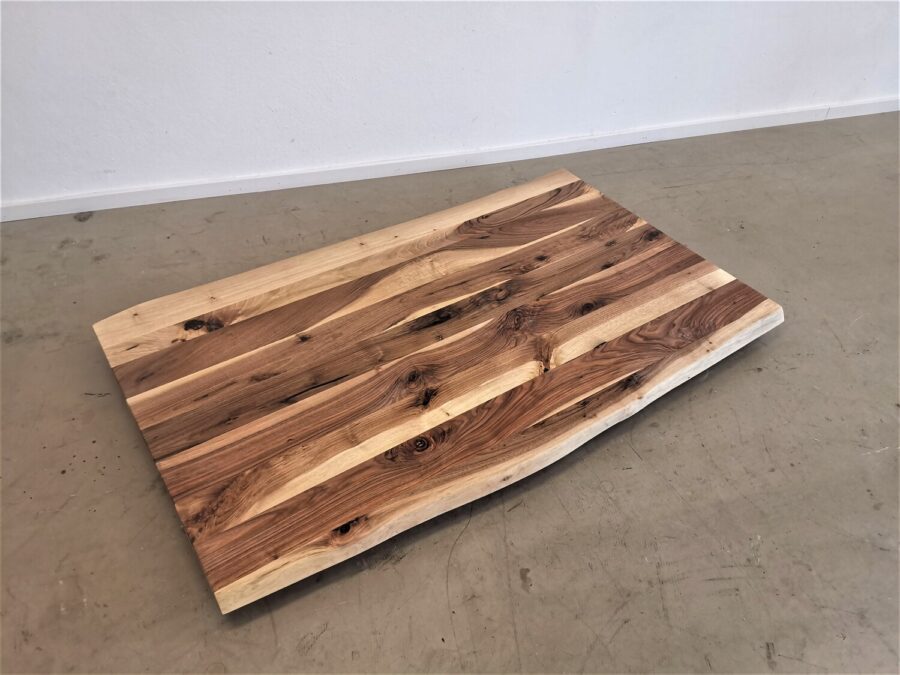 massivholz-tischplatte-baumkante-nussbaum_mb-793 (4)