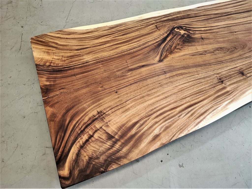 massivholz-tischplatte-baumkante-baumplatte-akazie_mb-821 (10)