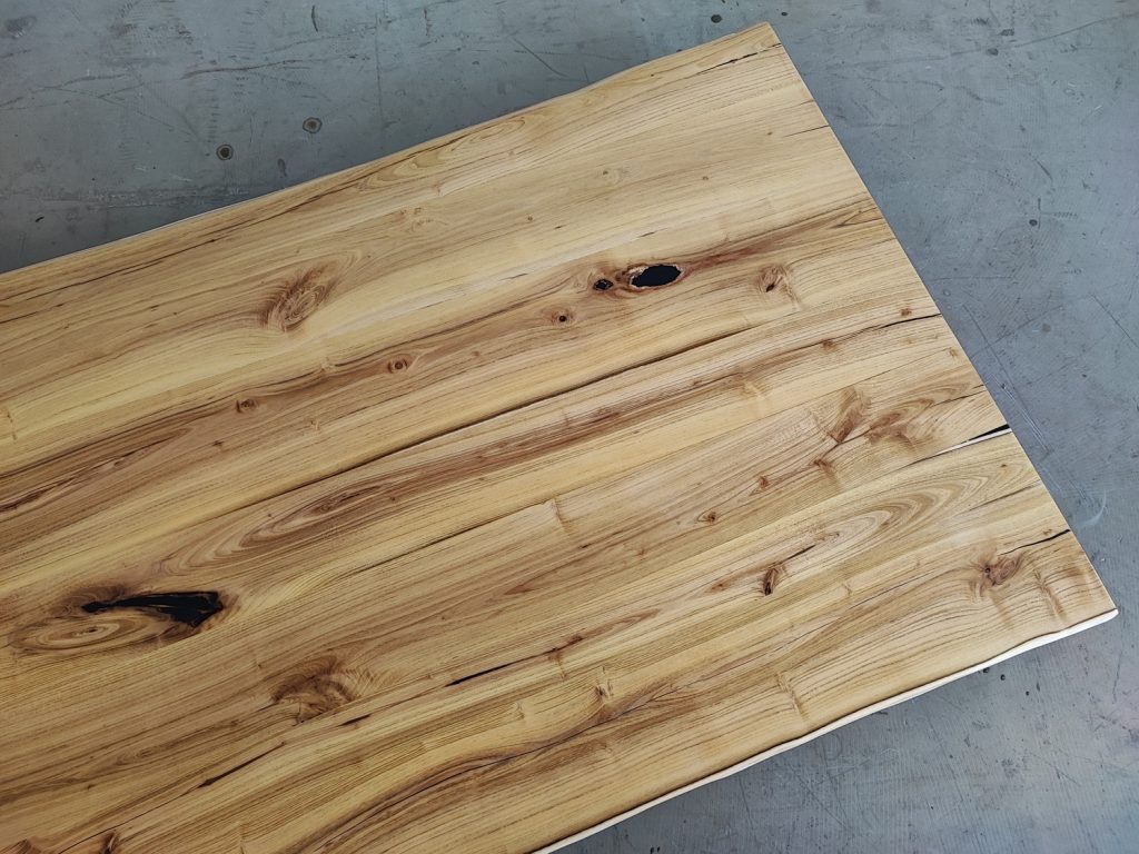 massivholz-tischplatte-baumkante-akazie_mb-835 (4)