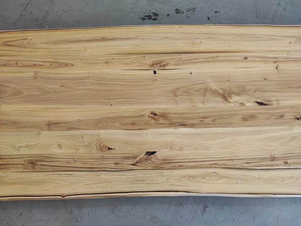 massivholz-tischplatte-baumkante-akazie_mb-853 (5)
