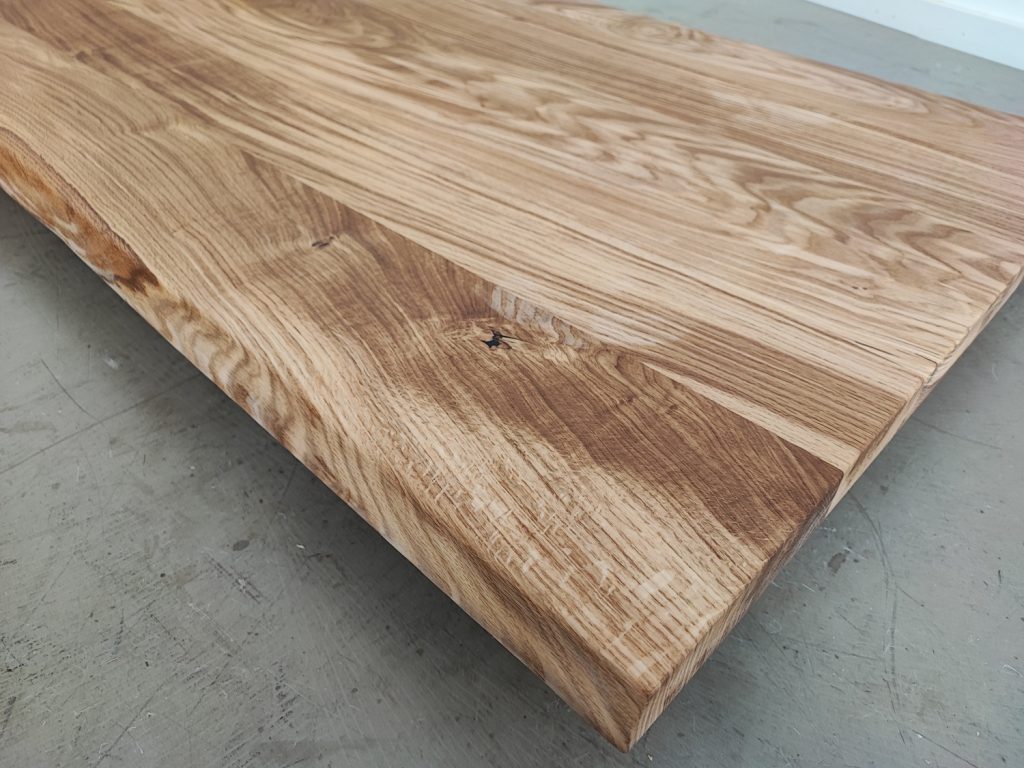 massivholz-tischplatte-baumkante-asteiche_mb-831 (2)