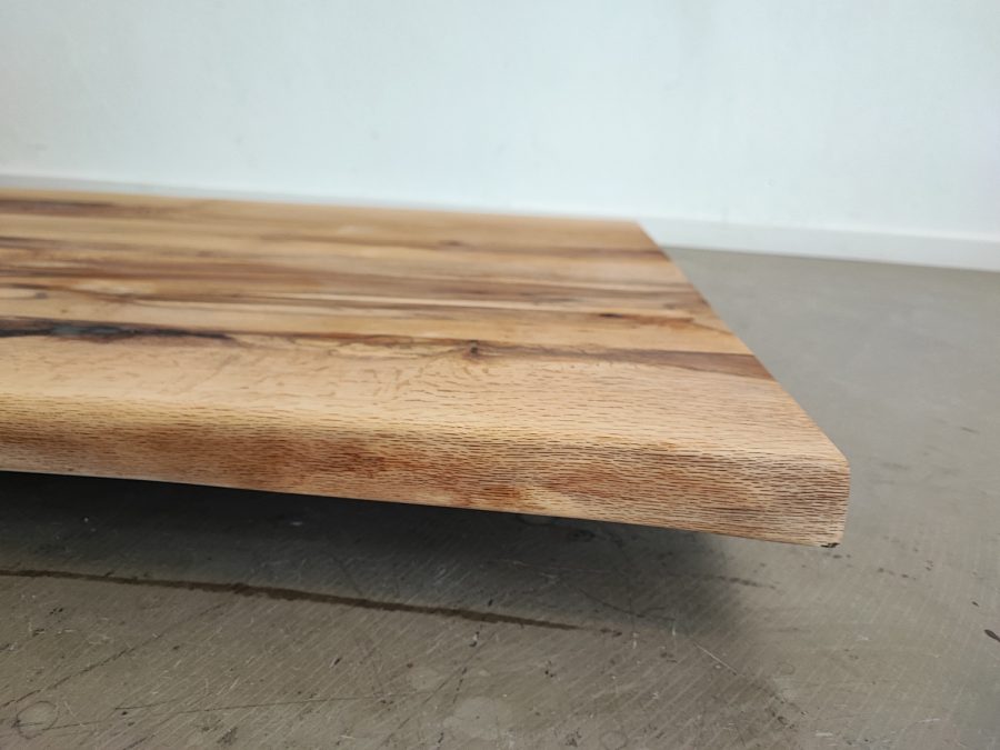 massivholz-tischplatte-baumkante-asteiche_mb-849 (2)