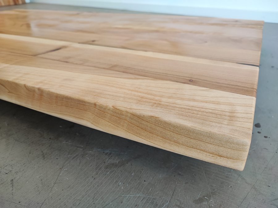 massivholz-tischplatte-baumkante-europ (1)