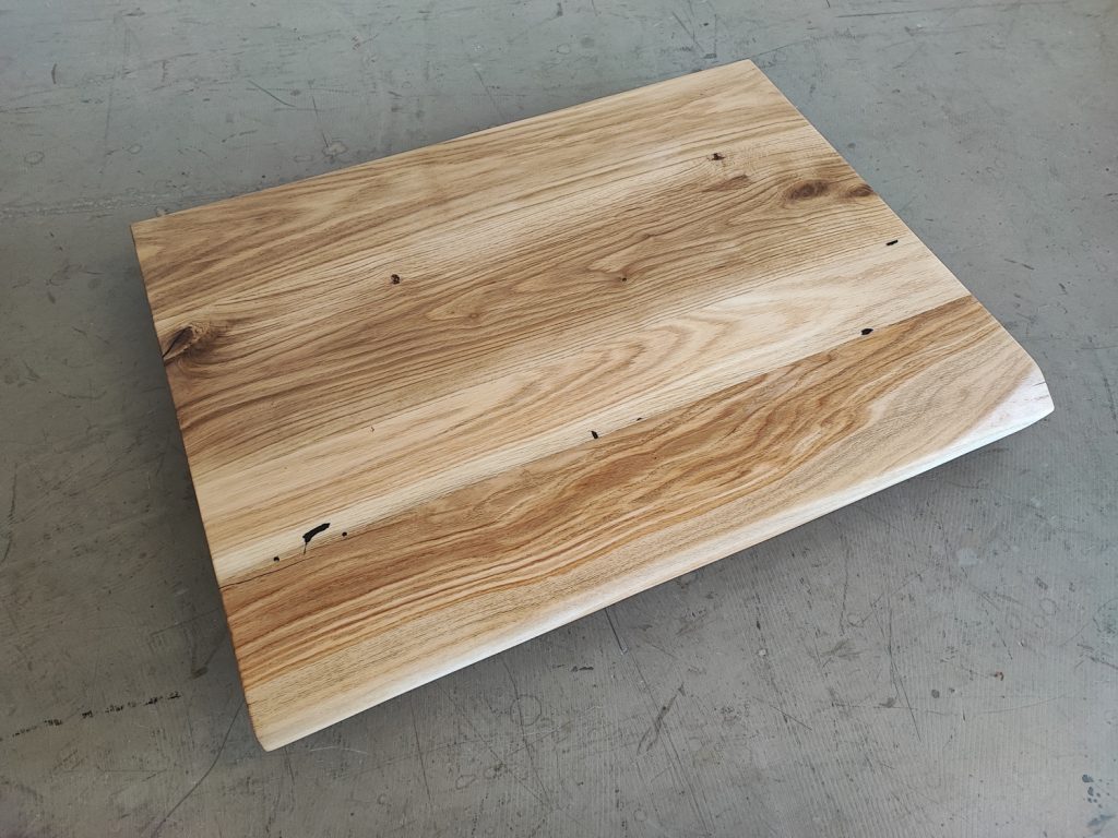 massivholz-tischplatte-baumkante-asteiche_mb-863 (8)