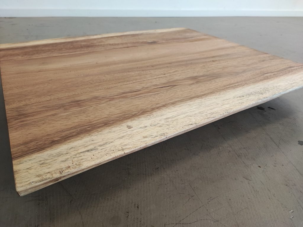 massivholz-tischplatte-baumkante-akazie_mb-906 (1)