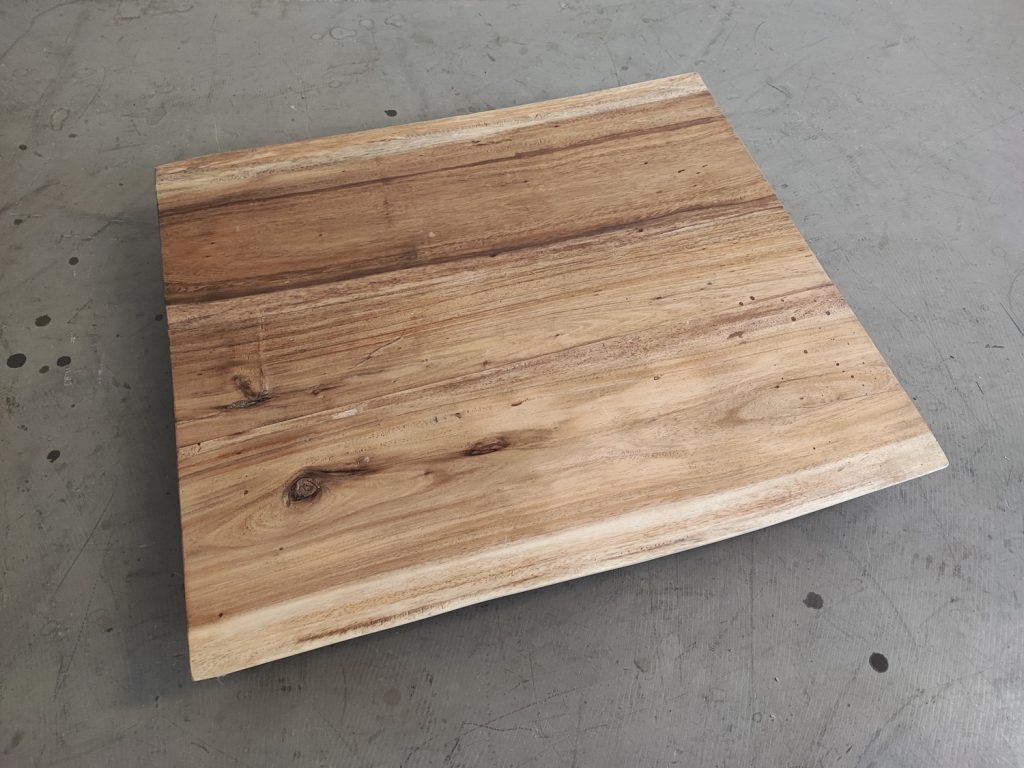 massivholz-tischplatte-baumkante-akazie_mb-907 (6)