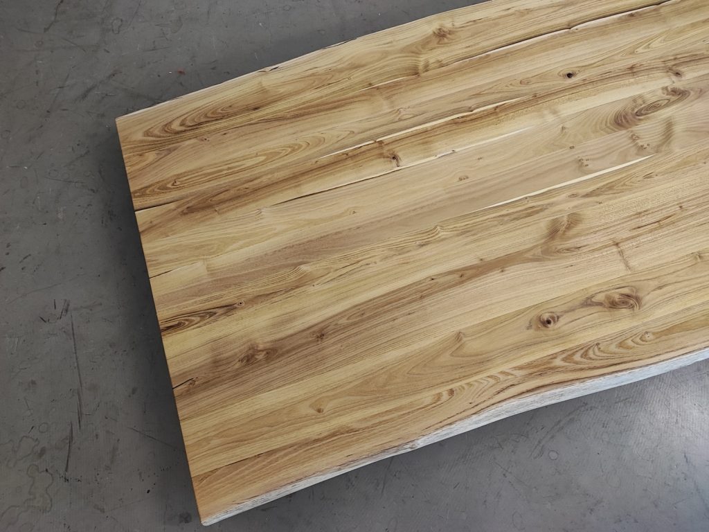 massivholz-tischplatte-baumkante-akazie_mb-930 (6)