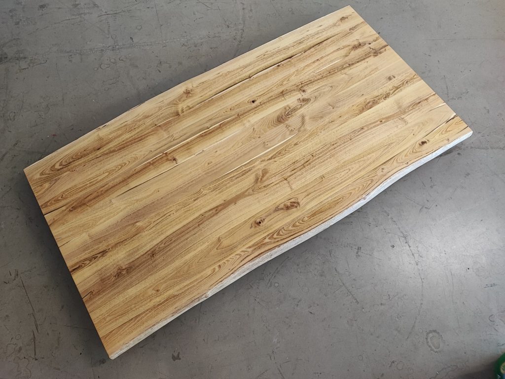 massivholz-tischplatte-baumkante-akazie_mb-930 (7)