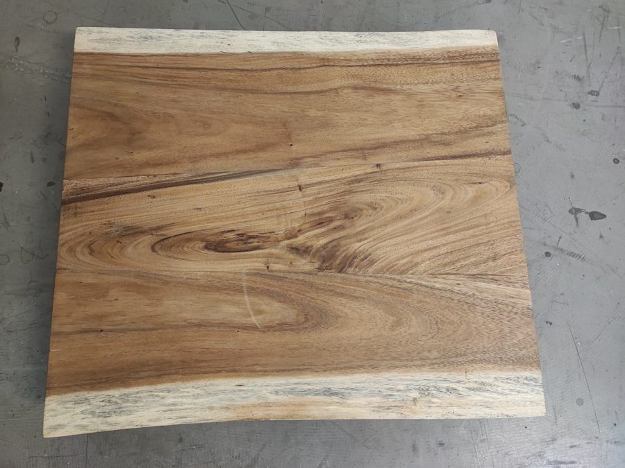 massivholz-tischplatte-baumkante-akazie_mb-935 (2)