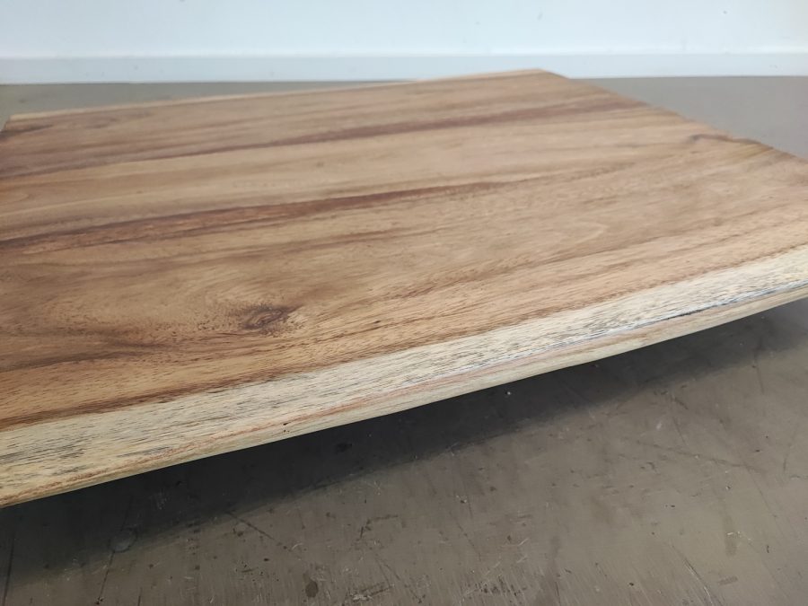 massivholz-tischplatte-baumkante-akazie_mb-936 (2)