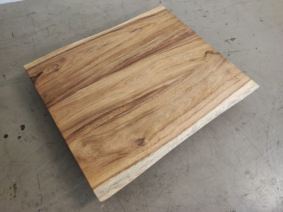 massivholz-tischplatte-baumkante-akazie_mb-936 (6)