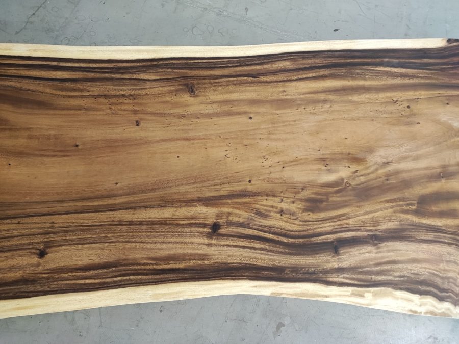 massivholz-tischplatte-baumkante-akazie_mb-942 (4)