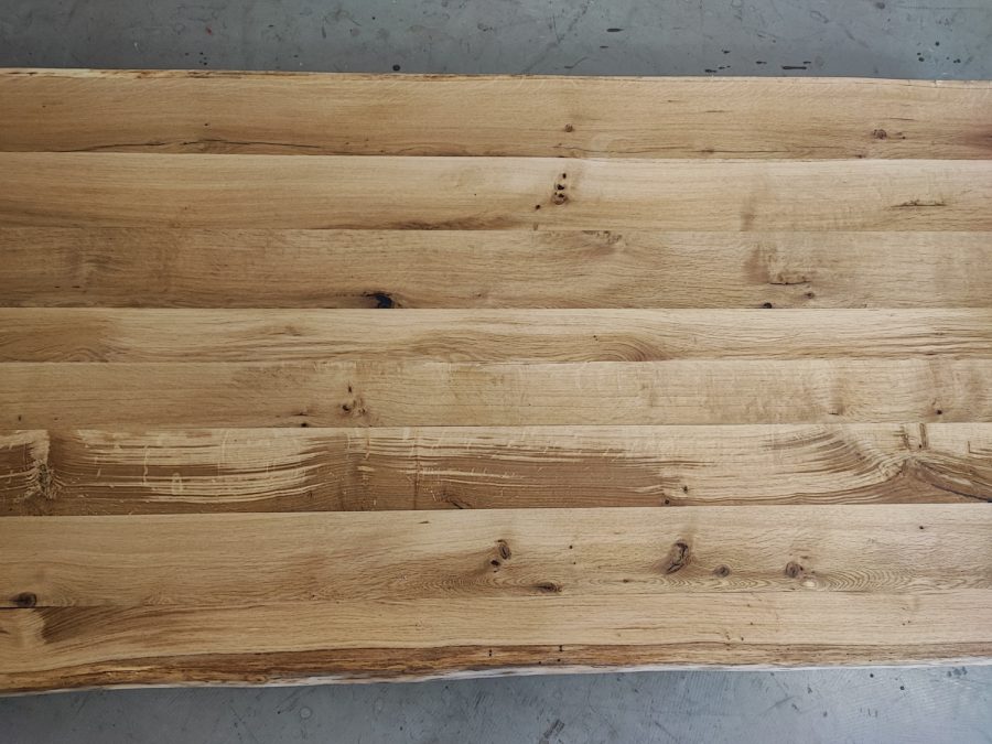 massivholz-tischplatte-baumkante-asteiche_mb-932 (3)