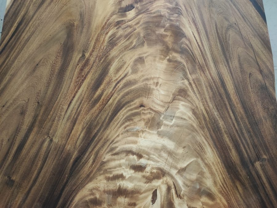 massivholz-tischplatte-baumkante-baumplatte-akazie_mb-945 (1)