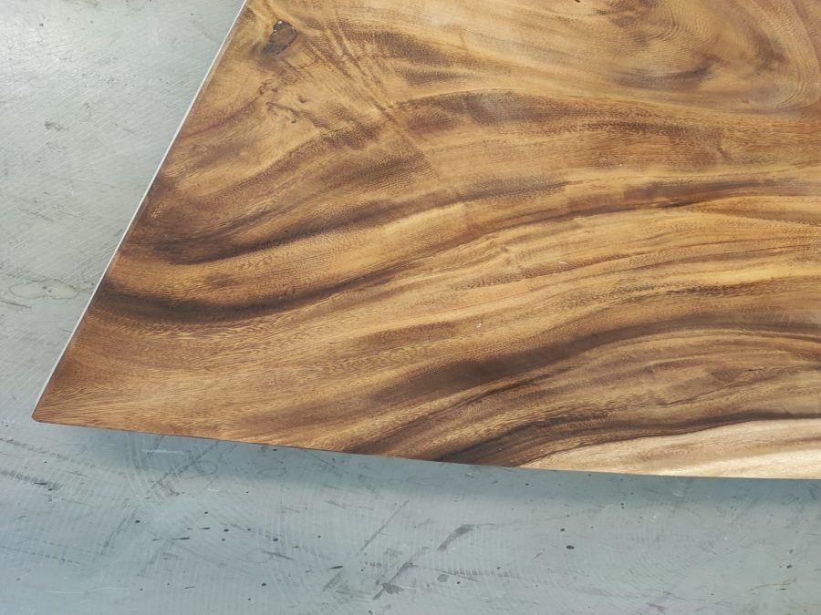 massivholz-tischplatte-baumkante-baumplatte-akazie_mb-945 (3)