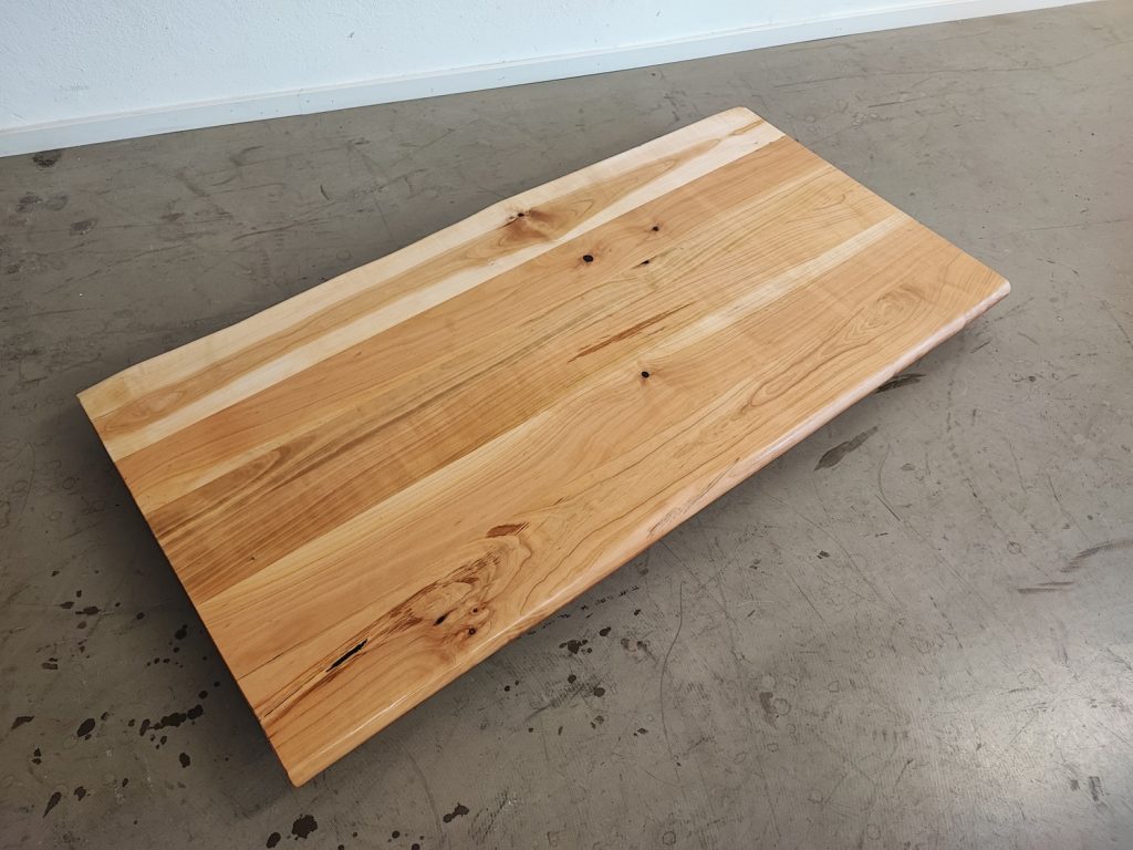 massivholz-tischplatte-baumkante-kirsche_mb-966 (10)