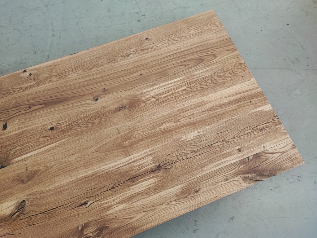 massivholz-tischplatte-schweizer kante-asteiche_mb-926 (5)