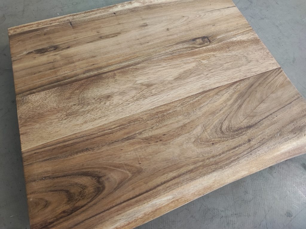 massivholztischplatte-baumkante-akazie_mb-911 (3)
