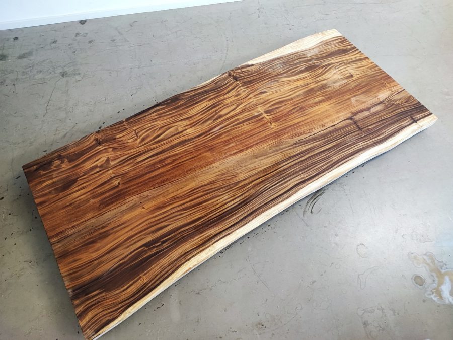 massivholz-tischplatte-baumkante-akazie_mb-967 (1)