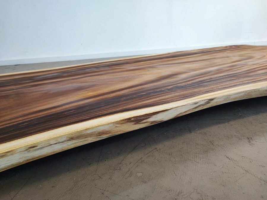 massivholz-tischplatte-baumplatte-baumkante-akazie_mb-969 (1)