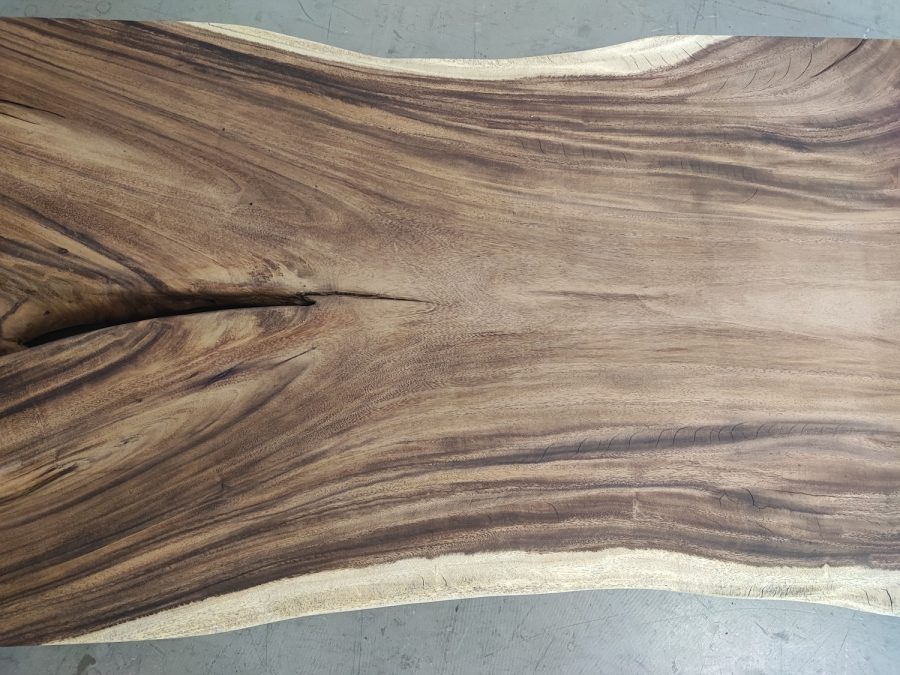 massivholz-tischplatte-design-baumkante-akazie_mb-984 (3)